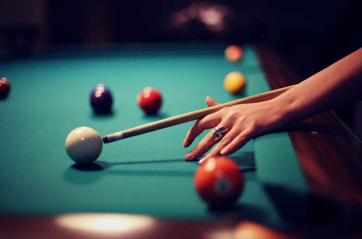 billiard , colok naga , tengah tepi , colok bebas , tengah tepi